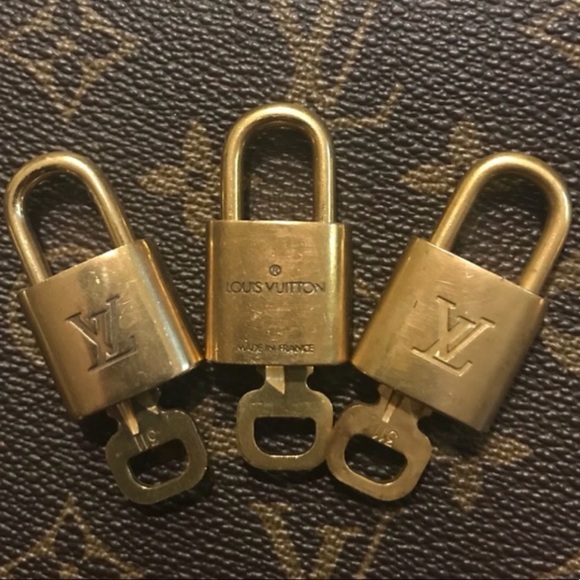 Bundle: 3 x Louis Vuitton Lock+Key - Picture 2 of 3